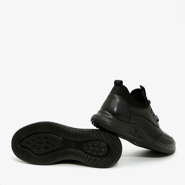 נעלי סניקרס