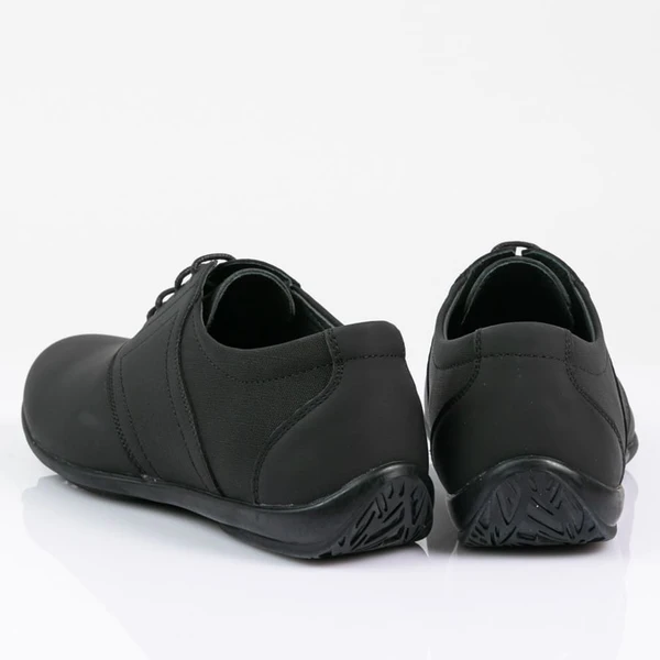 נעלי ספורט אלגנט