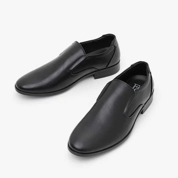 נעליים טבעוניות לגברים