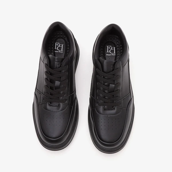 סניקרס לגברים שחורות