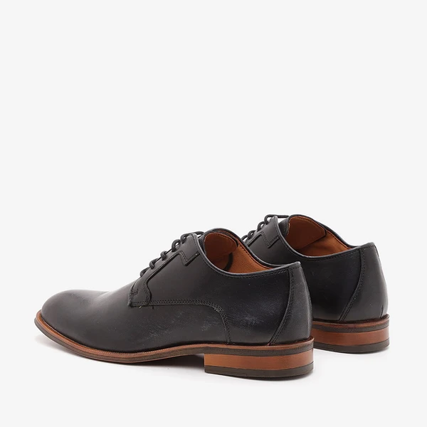 נעלי אלגנט שחורות לגברים