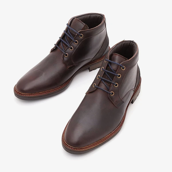 מגפיים לגברים חום